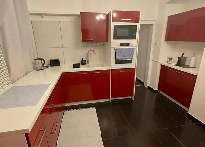 Großzügiges 85 Qm City-apartment Nahe Westbahnhof Ideal Für Familien Und Geschäftsreisende