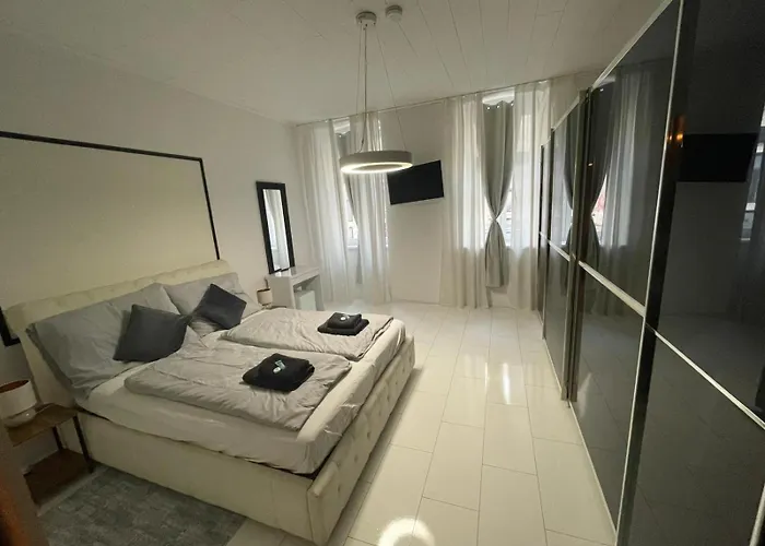 Großzügiges 85 Qm City-apartment Nahe Westbahnhof Ideal Für Familien Und Geschäftsreisende *